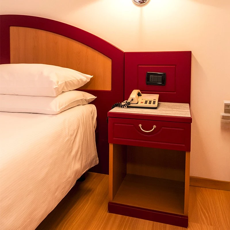 Camera basic letto
