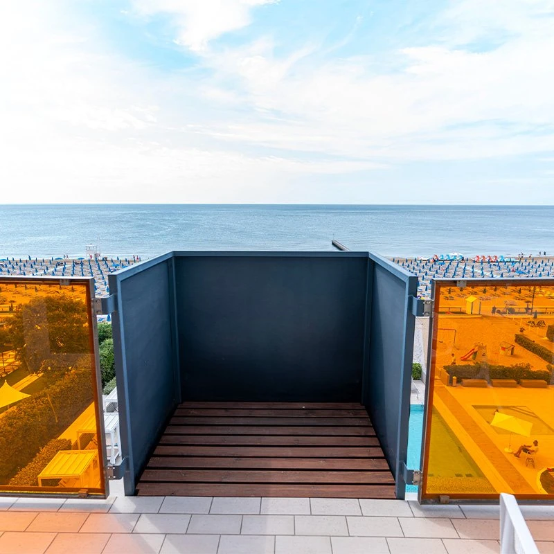 camera deluxe spa frontemare balcone vista mare