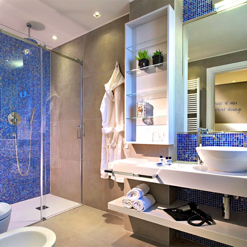Family junior suite bagno doccia 